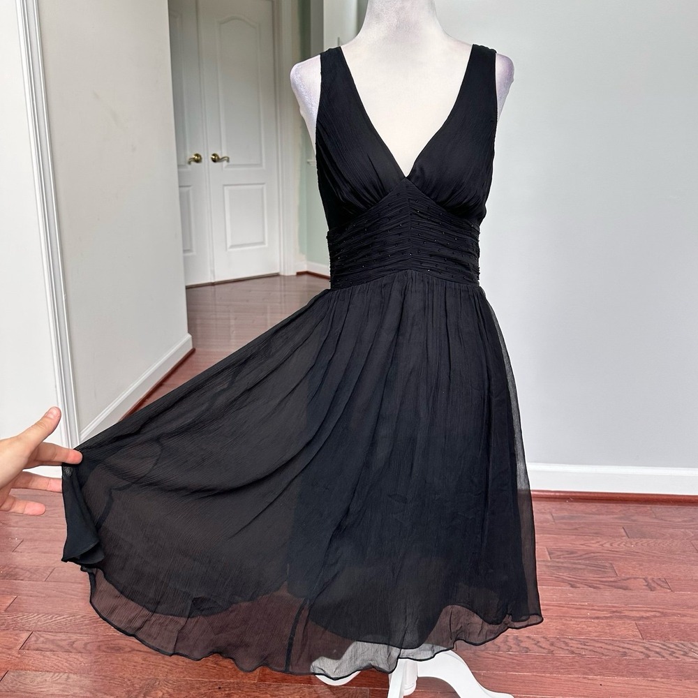 Express Black 100% Silk Beaded Embellished Accent Plunge Sexy Feminine Dress
